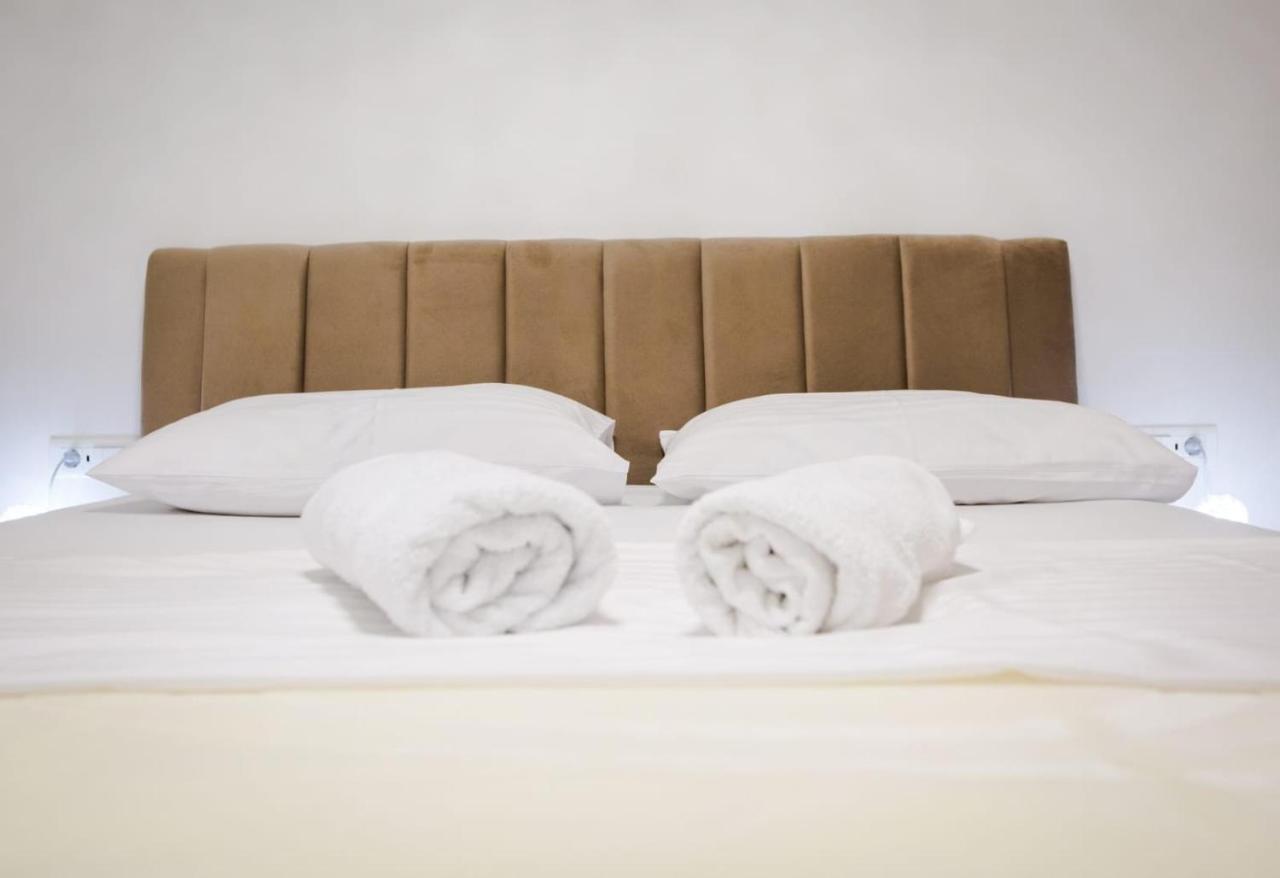 Lions Luxury Rooms สปลิท ภายนอก รูปภาพ